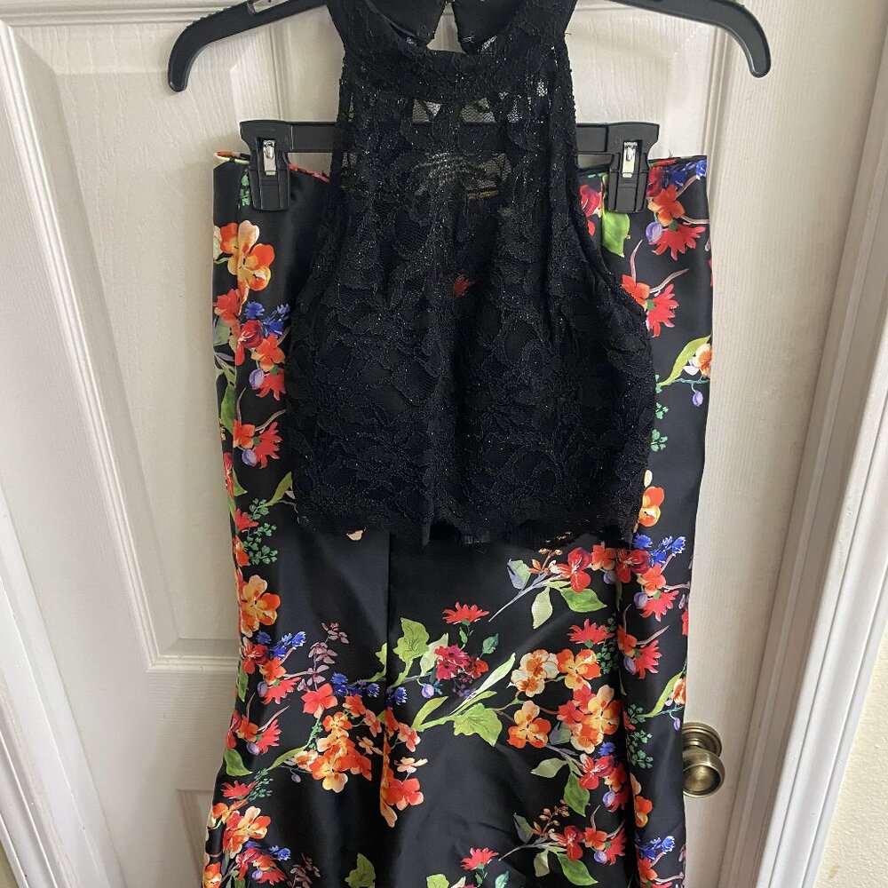 2-Piece Black Lace & Floral Satin Dress – Elegant Evening or Prom Look